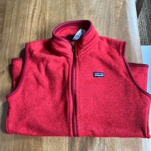 Red fleece Patagonia vest, red!